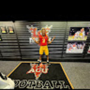 Meet your Posher, Clemisha